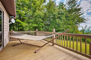 4-Acre Bryson City Mountain Home with Deck and Grill!